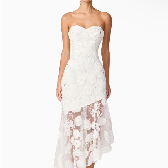 Elliatt Dresses & Skirts - Elliatt Carol Strapless Gown White Floral Dress